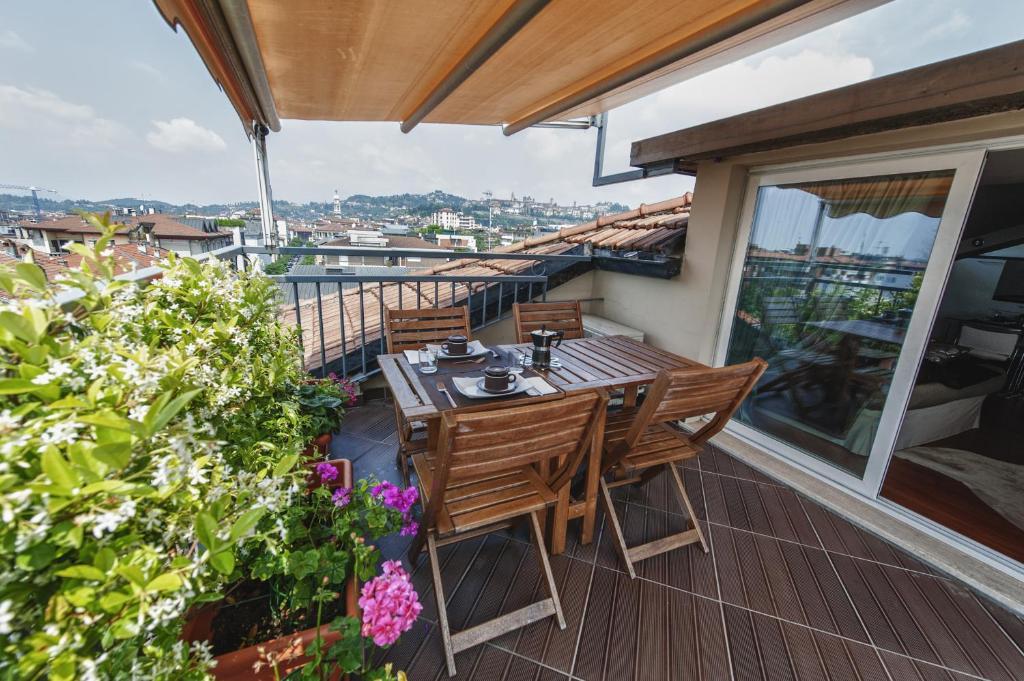 Cute & Cozy Terrace Appartement Bergamo Kamer foto